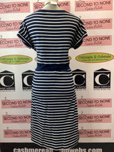 Cargar imagen en el visor de la galería, Navy Striped T-Shirt Dress
