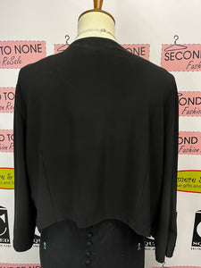 Black Shrug (Size 18)