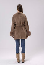 Cargar imagen en el visor de la galería, Belted Coat with Faux Fur Cuff (2 Colors)

