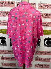 Cargar imagen en el visor de la galería, 2025 Toronto Blue Jays x Barbie Game Day Shirt (Size XL-Unisex)
