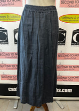 Cargar imagen en el visor de la galería, NWT Made in Italy 100% Linen Skirt (Size M)
