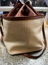 Cargar imagen en el visor de la galería, Steve Madden &quot;BMayor&quot; Hobo Crossbody
