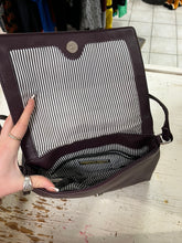 Charger l'image dans la galerie, Christian Siriano Faux Suede Crossbody
