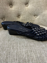 Load image into Gallery viewer, Italian Navy Strappy Sandals (Size 9)
