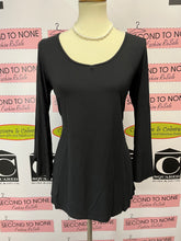 Load image into Gallery viewer, Bell Sleeve Tunic (Size L)
