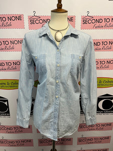 Old Navy Denim Shirt (Size L)