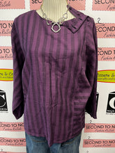 Load image into Gallery viewer, Vintage 100% Wool Top (Size 42=L)
