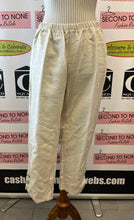 Load image into Gallery viewer, Linen Blend Button Accent Pant Set (Size M)
