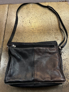 ILI Vintage 2 Tone Leather Crossbody