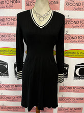 Load image into Gallery viewer, Tommy Hilfiger Sweater Dress (Size L)

