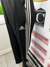 Cargar imagen en el visor de la galería, Adidas Climacool Track Pants (Size L)
