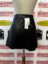 Load image into Gallery viewer, NWT Dynamite Faux Leather Skort (Size 10)
