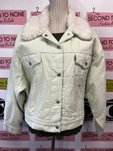 Charger l'image dans la galerie, Levi's Key Lime Corduroy Jacket (Size XL)
