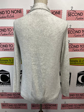 Load image into Gallery viewer, Heather Grey Ribbed Cardigan (Size M)
