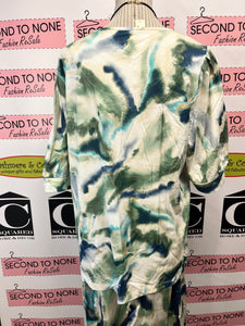 NWT Watercolour Print Half Sleeve T-Shirt (Size 14/UK 18)
