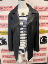 Cargar imagen en el visor de la galería, 100% Black Leather Longer Jacket (Size XXL)

