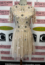 Charger l'image dans la galerie, Lace &amp; Beads Pretty Pink Dress (Size S)
