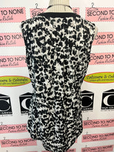 Load image into Gallery viewer, Ellen Tracy Animal Print Tank (Size M)
