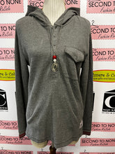 Cargar imagen en el visor de la galería, Roots Hooded Top (Size M)
