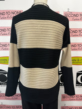 Cargar imagen en el visor de la galería, Black/Taupe Ribbed Striped Sweater
