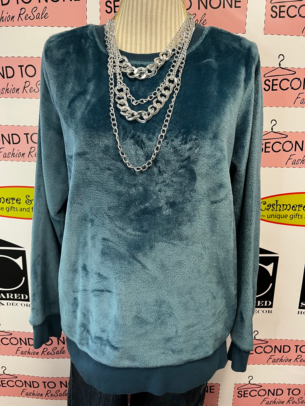 Gaiam Velour Sweater (Size L)
