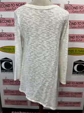 Cargar imagen en el visor de la galería, Cable &amp; Gauge Asymmetric Tunic (Size M)
