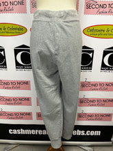 Charger l&#39;image dans la galerie, Fila Grey Sweatpants (Size XXL)
