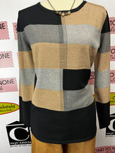 Cargar imagen en el visor de la galería, Black, Grey, Beige Color-Black Sweater
