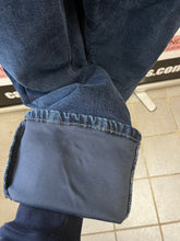 Cargar imagen en el visor de la galería, Wind River Lined Curvy Jeans (Size 10x32)
