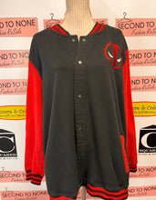 Cargar imagen en el visor de la galería, Marvel Deadpool Varsity Jacket (Size 2XL)
