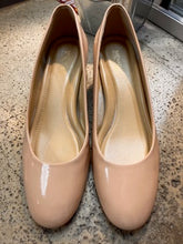 Charger l'image dans la galerie, Michael Kors June Flex Nude Heels (Size 9)
