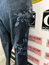 Charger l&#39;image dans la galerie, Liz Claiborne Bootcut Jeans (Size 12P)
