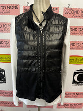 Cargar imagen en el visor de la galería, Quilted Zip-Front Vest (2 Colors)
