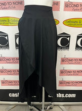 Load image into Gallery viewer, Halara High-Low Skirt (Size L)

