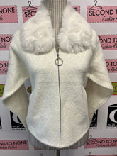 Cargar imagen en el visor de la galería, Faux Fur-Collar Zipper Front Cardigan (2 Colors)
