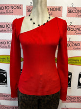 Charger l'image dans la galerie, Red Ribbed Long Sleeve (Size S)

