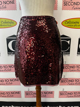 Load image into Gallery viewer, NWT Burgundy Sequin Skirt (Size 8)

