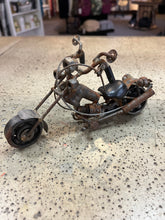 Charger l&#39;image dans la galerie, Antique Welded Motorcycle (Small)
