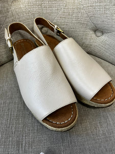 Naturalizer Leather Wedge Sandals (Size 8)