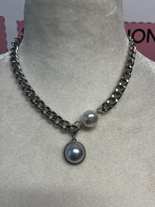 Pearl Pendant Chain Necklace