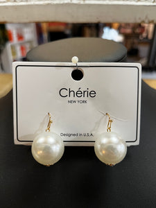 Chunky Pearl Earrings