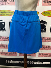 Load image into Gallery viewer, Nike Golf Skort (Size M)
