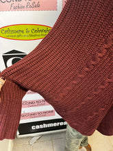 Cargar imagen en el visor de la galería, Charlotte Russe Knit Sweater (Size M)
