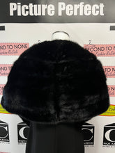 Charger l'image dans la galerie, Black Fox Fur Stole (One Size)
