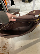 Cargar imagen en el visor de la galería, Vintage Coach Patricia Legacy Bag
