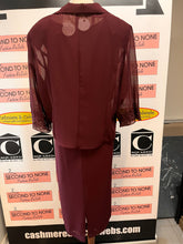 Load image into Gallery viewer, Vintage Tradition Plum Purple Dress &amp; Jacket Set (Size 18)
