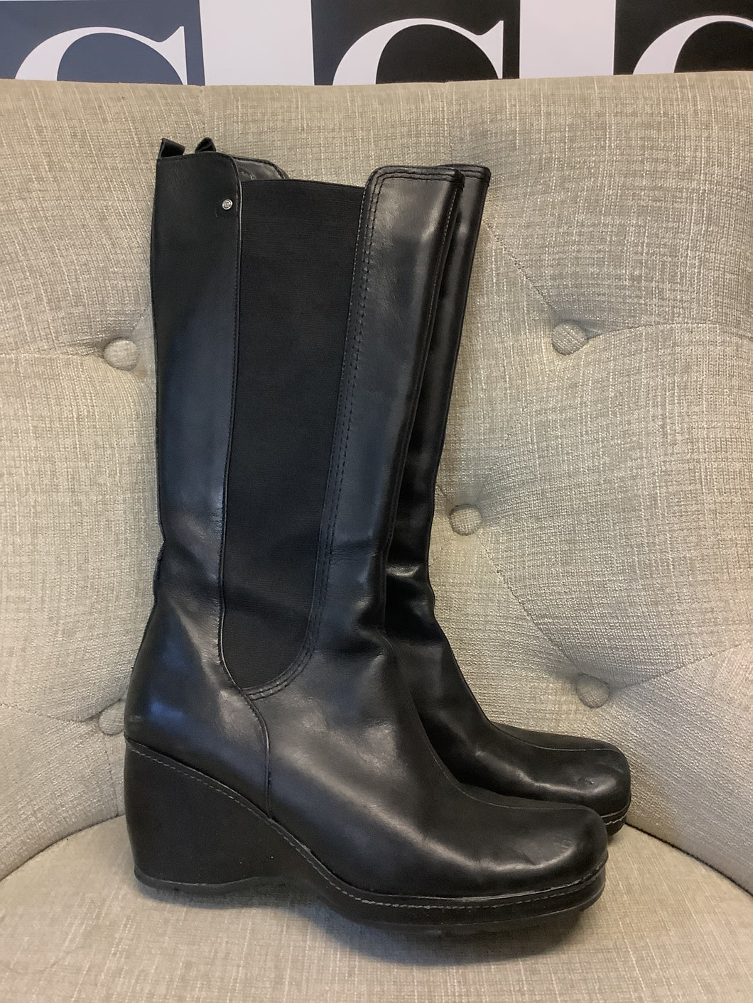 Rockport Leather Calf Boots (Size 6 1/2)