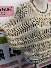 Load image into Gallery viewer, Beige Crochet Top (Size M/L)
