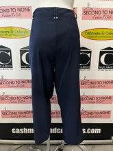 Load image into Gallery viewer, DKNY Golf Outfit Set (Size L)
