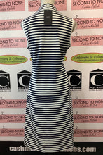 Cargar imagen en el visor de la galería, Sleeveless Zipper Front Striped Dress
